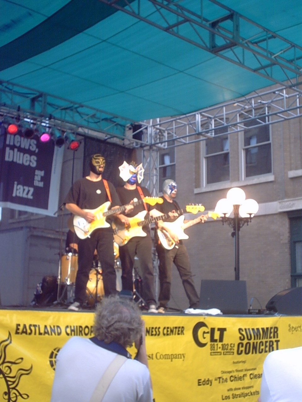 los Straitjackets