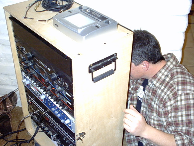 ABQ/HQ: Jason Fink peering into his rack