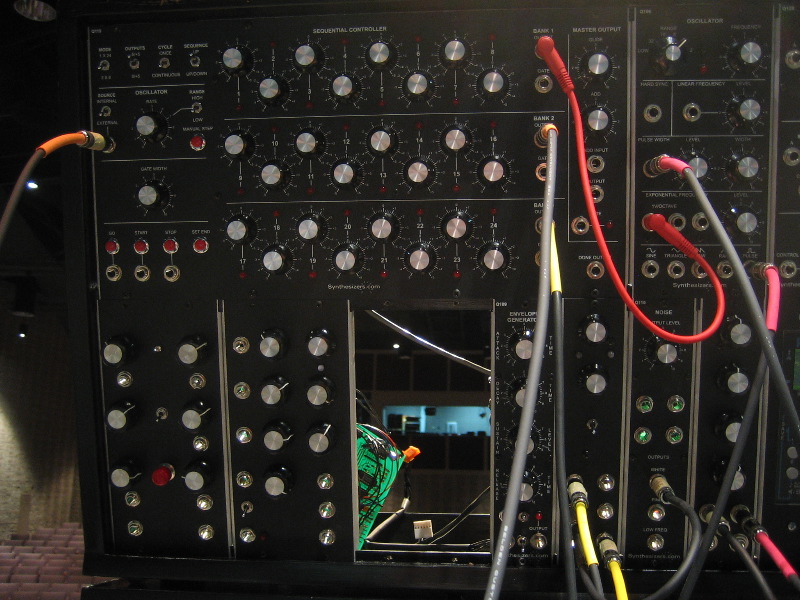 bigsynthdotcom outside IV