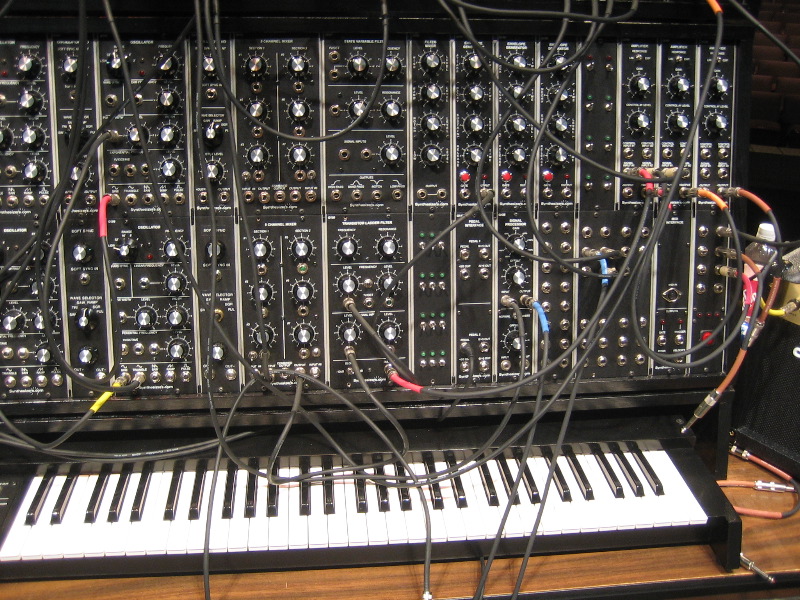 bigsynthdotcom outside VII