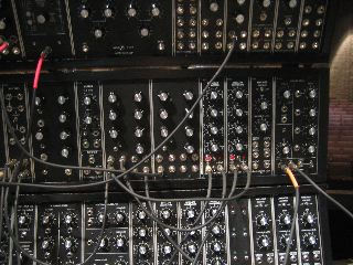 bigsynthdotcom outside VI